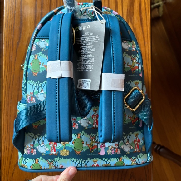 NWT Loungefly Robin Hood backpack - Picture 5 of 9